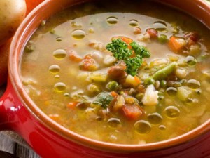 minestrone di legumi e verdure