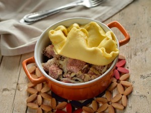 pasticcio-di-carne-fichi-caramellati-speck